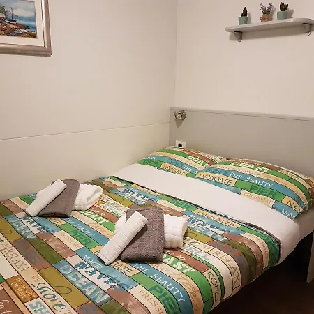 Mobile Homes G&k Holiday Üdülőpark Biograd na Moru
