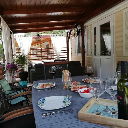 Mobile Homes G&k Holiday 4* Biograd na Moru