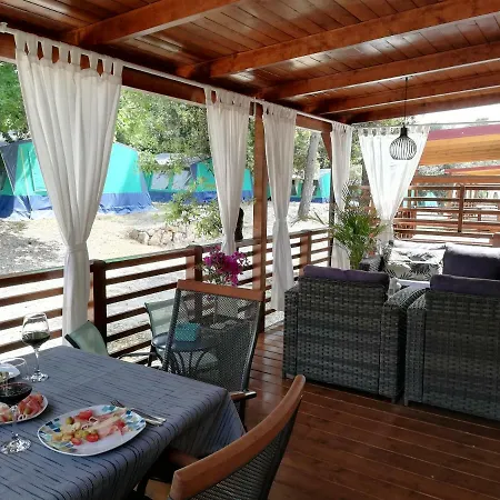 Mobile Homes G&k Holiday Üdülőpark Biograd na Moru